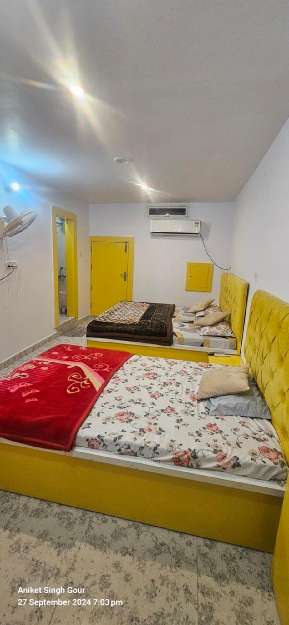 Couple Friendly Hotel - Sunset 오르차 외부 사진